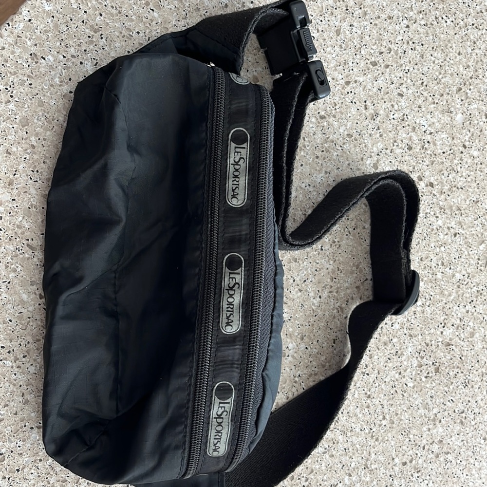 Black LeSportsac  belt, fanny pack